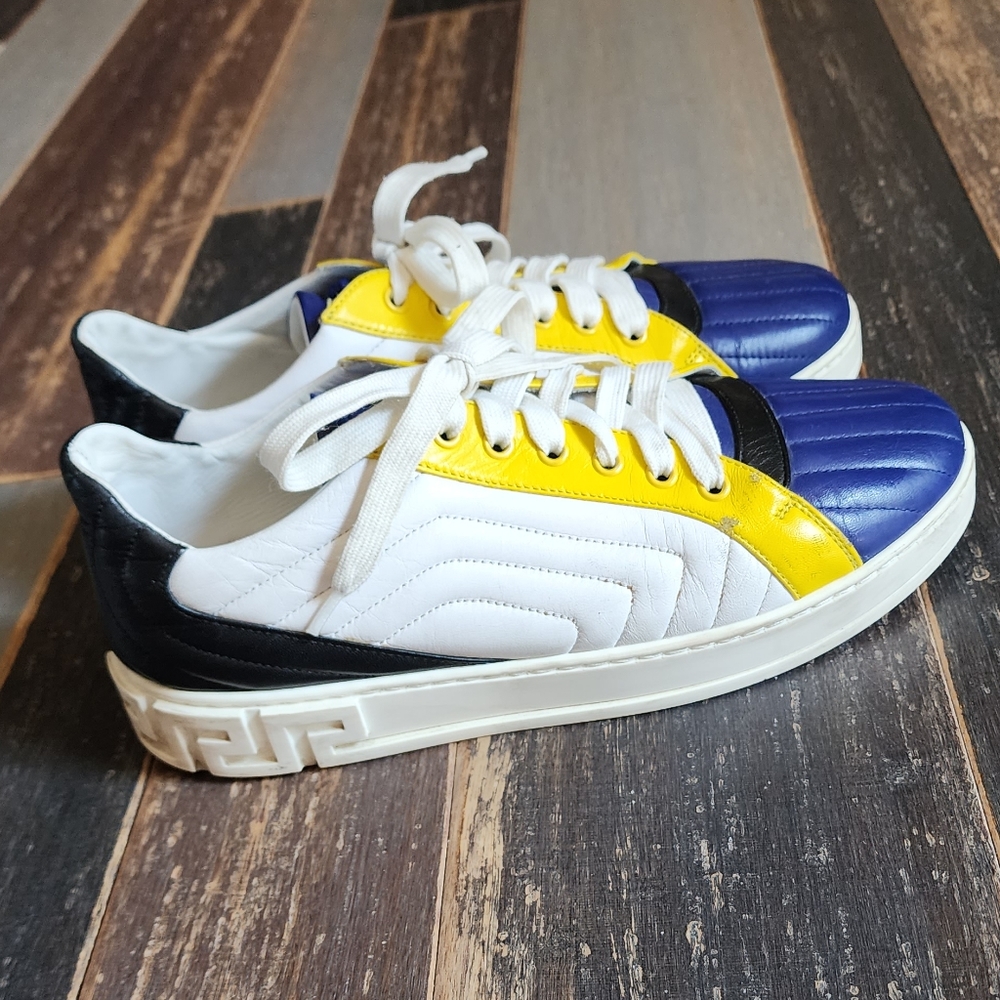 VERSACE SNEAKERS SZ 39.5 - Picture 2 of 16